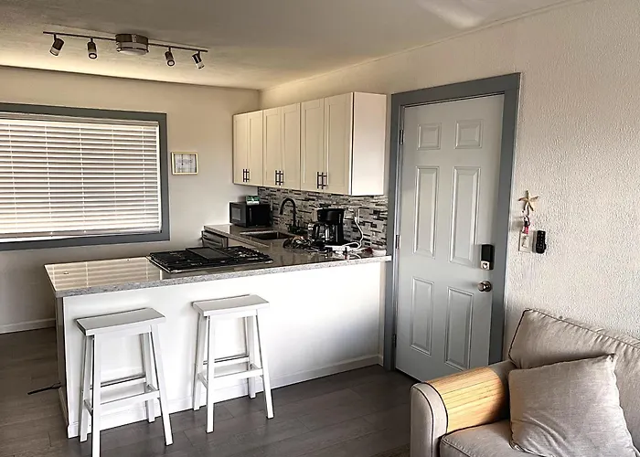 Your Slice Of Paradise In Kona - Walk To Beach And Stores